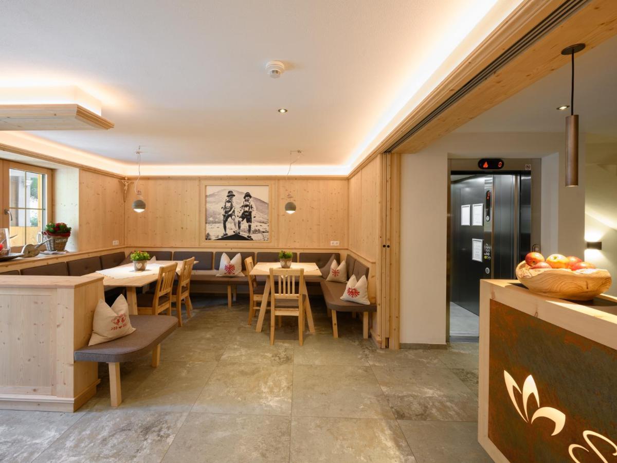 Appartment Sattlerhof Mutters Bagian luar foto