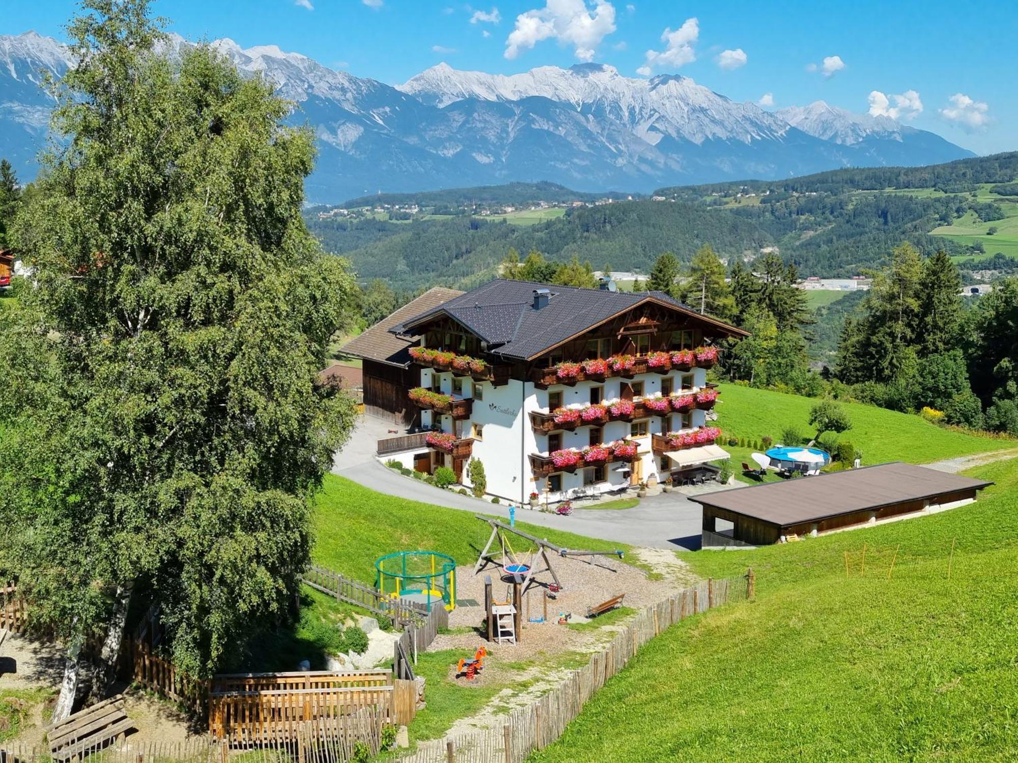 Appartment Sattlerhof Mutters Bagian luar foto
