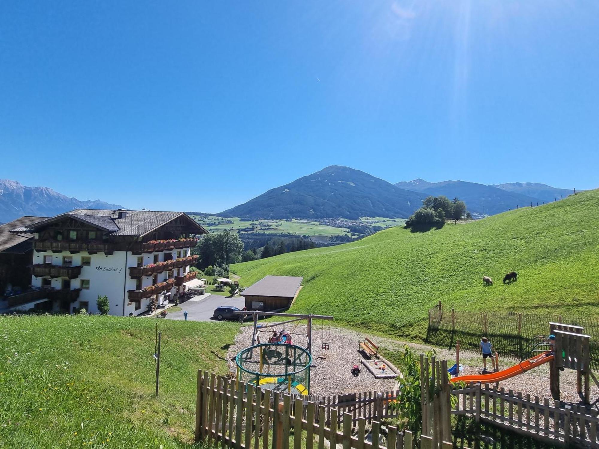 Appartment Sattlerhof Mutters Bagian luar foto