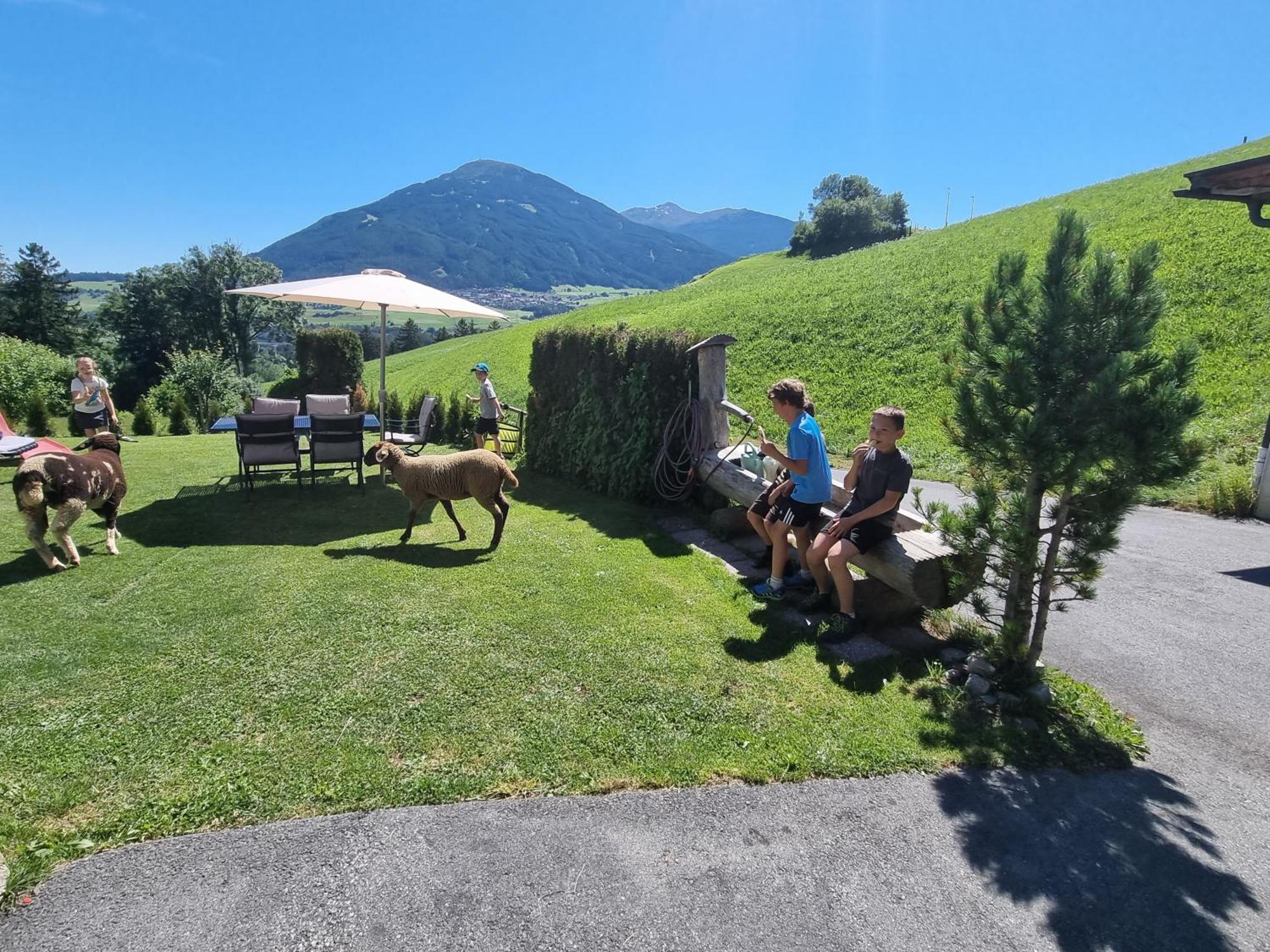 Appartment Sattlerhof Mutters Bagian luar foto